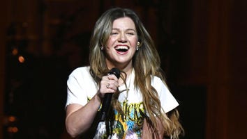 Kelly Clarkson's Vegas Residency Opens After Last-Minute Delay